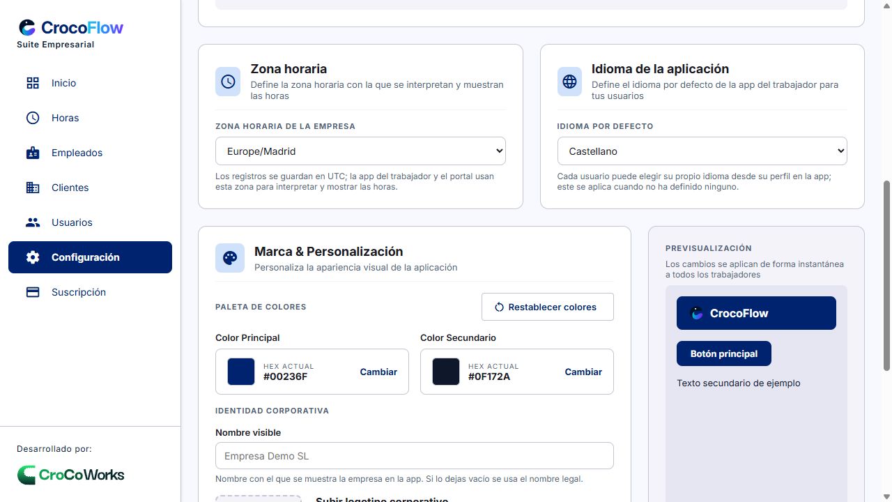 Configuración: nombre visible, logo y colores